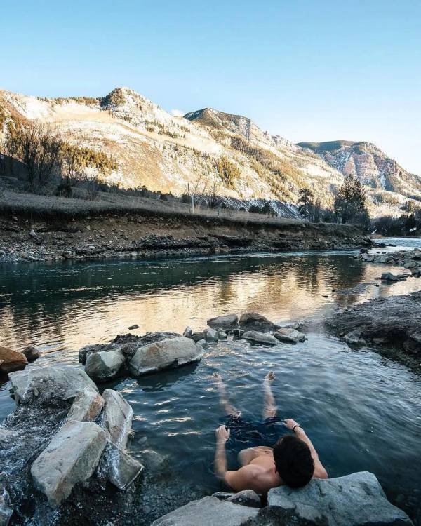 十六個戶外溫泉:為您的冬季旅行提供熱身